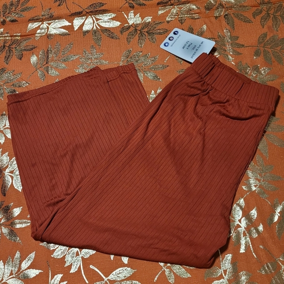 Full Circle Trends Fall Rust Orange Super Soft Cropped Lounge Size Medium - Picture 2 of 10